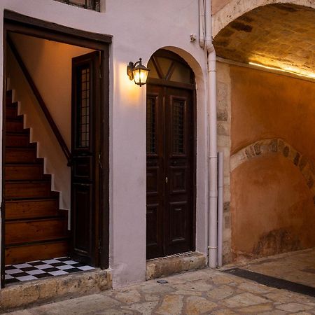 Sundial Lodge Chrissi Akti Chania Exterior foto