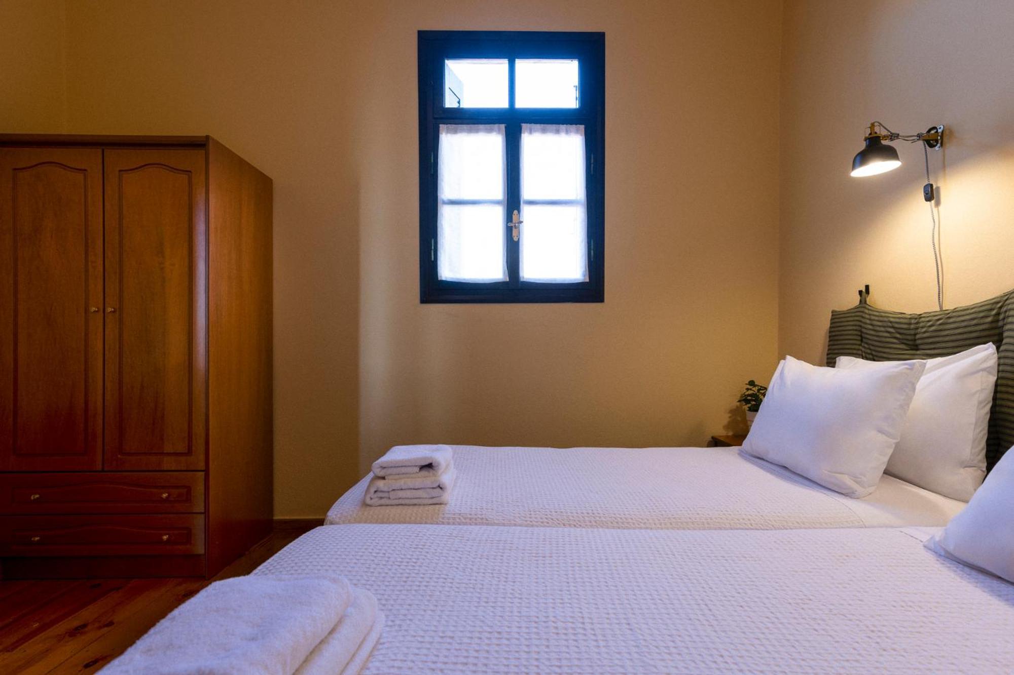 Sundial Lodge Chrissi Akti Chania Exterior foto