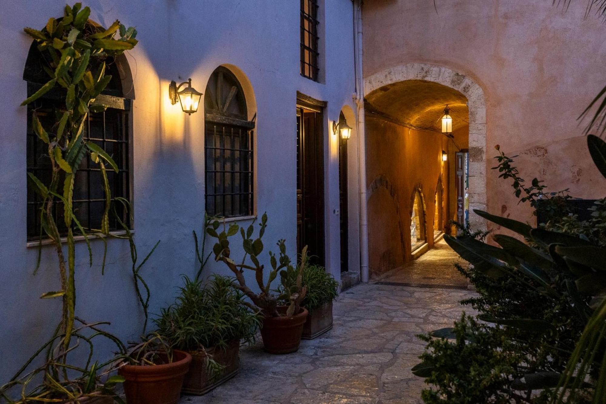 Sundial Lodge Chrissi Akti Chania Exterior foto