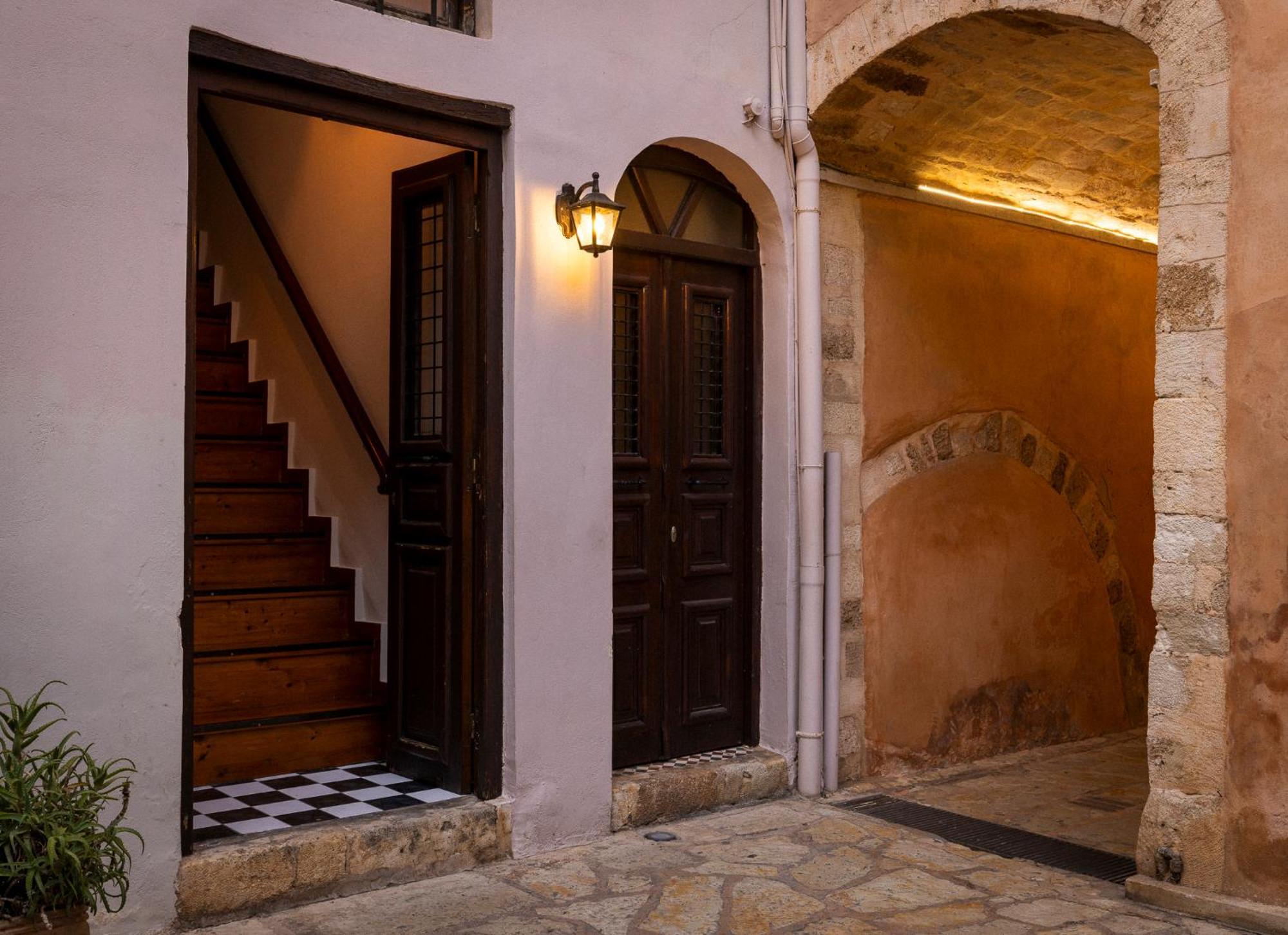 Sundial Lodge Chrissi Akti Chania Exterior foto