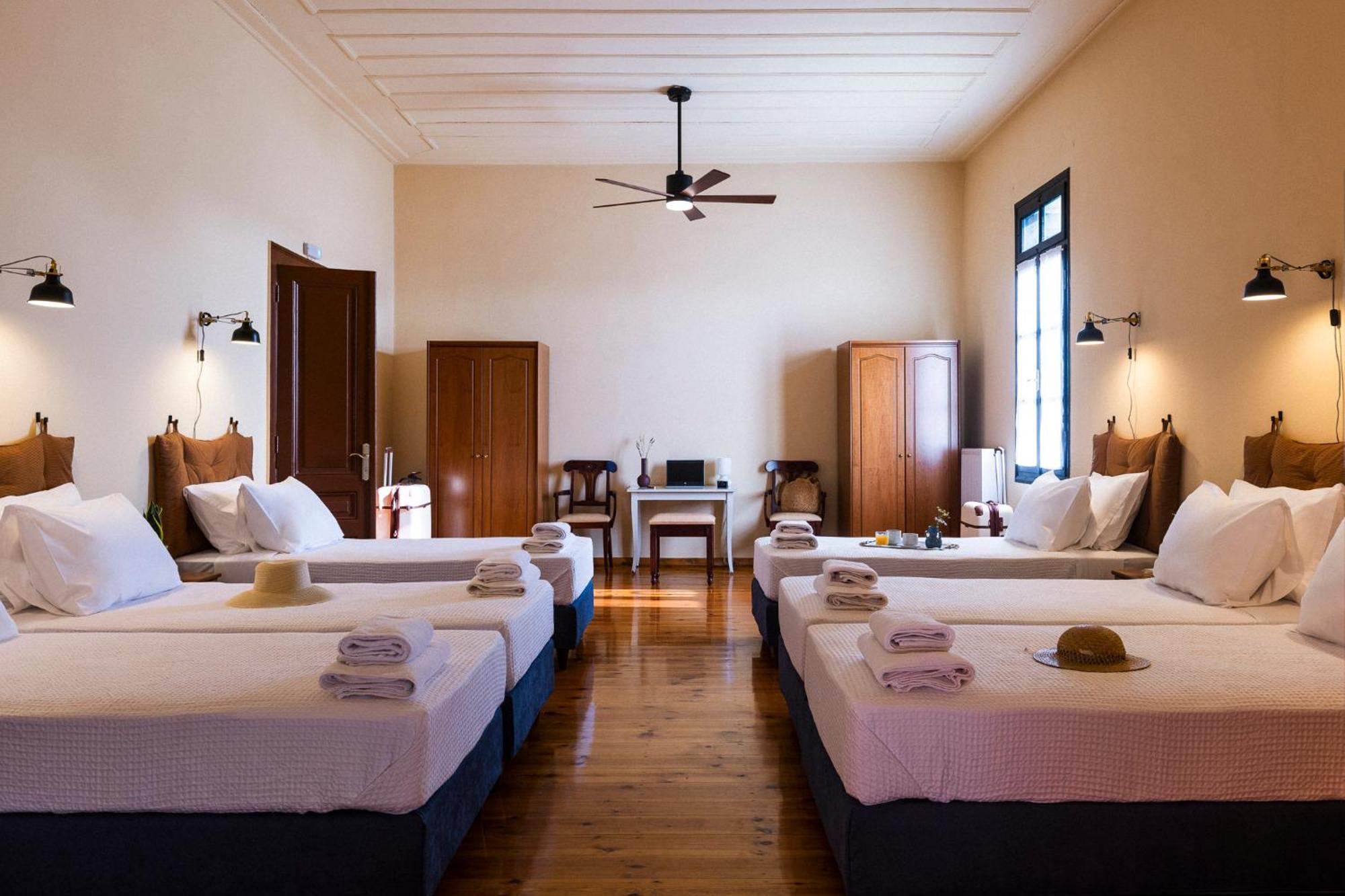 Sundial Lodge Chrissi Akti Chania Exterior foto